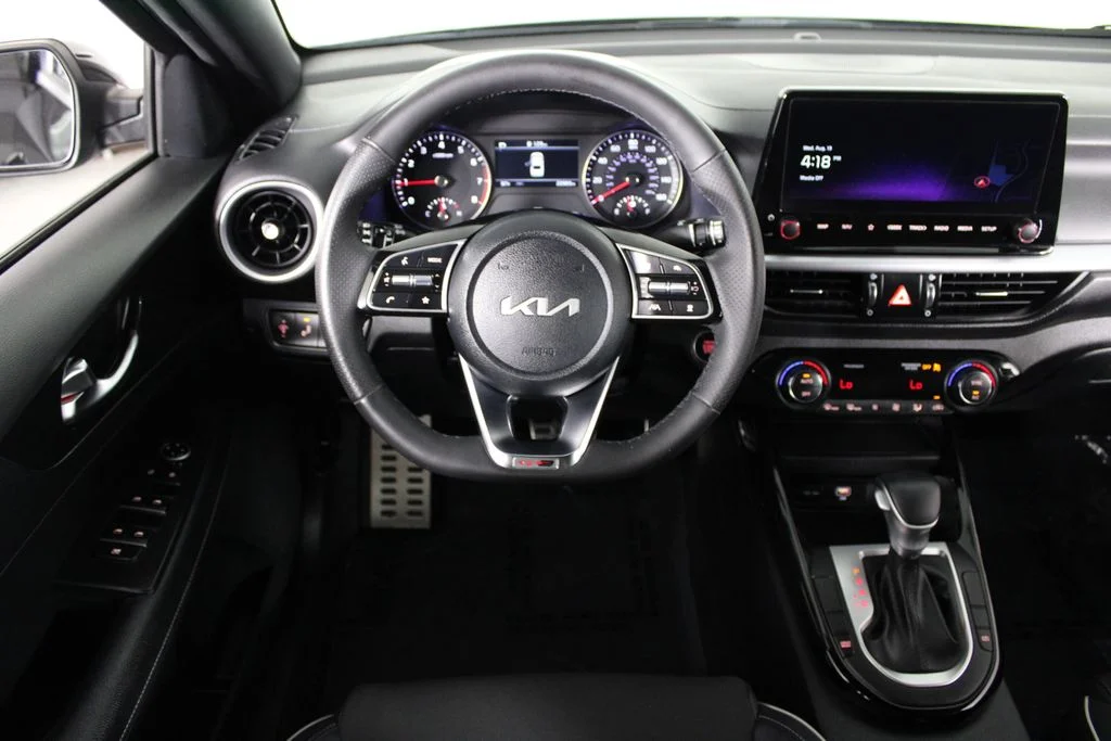 Used 2024 Black Kia GT-Line image 6