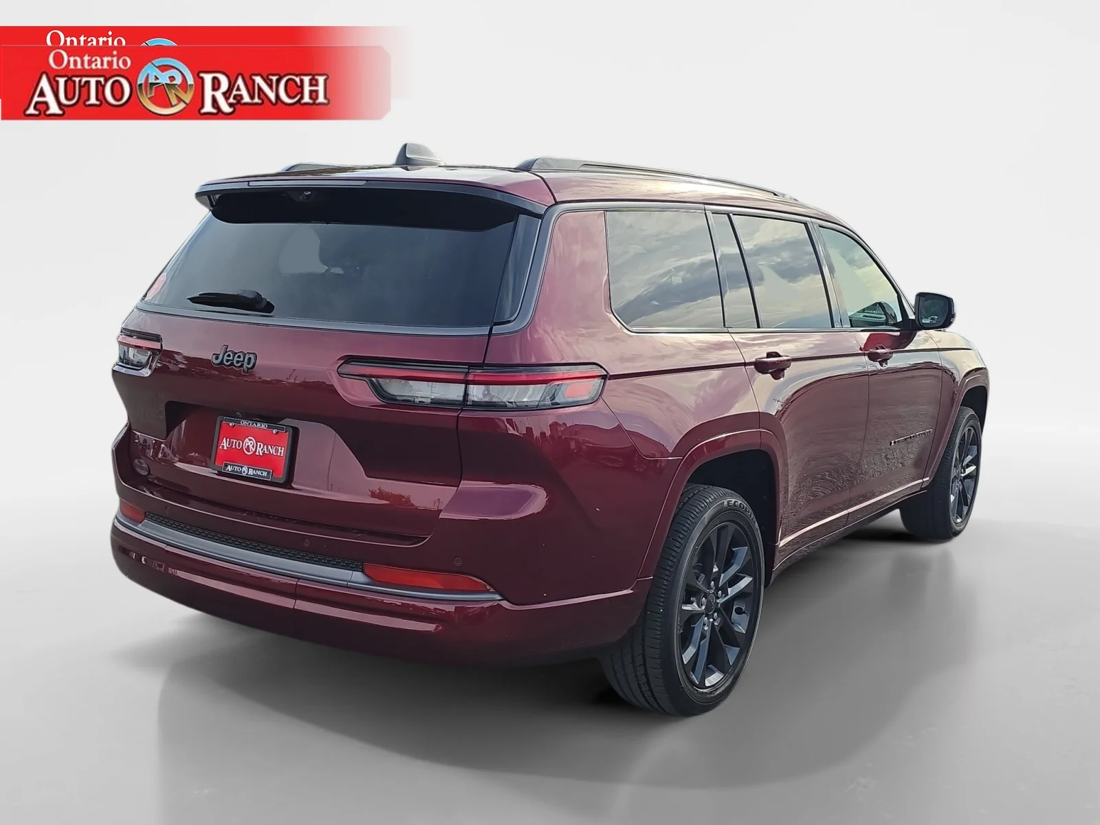 Used 2026 Velvet Red Pearlcoat Jeep Limited Reserve image 5