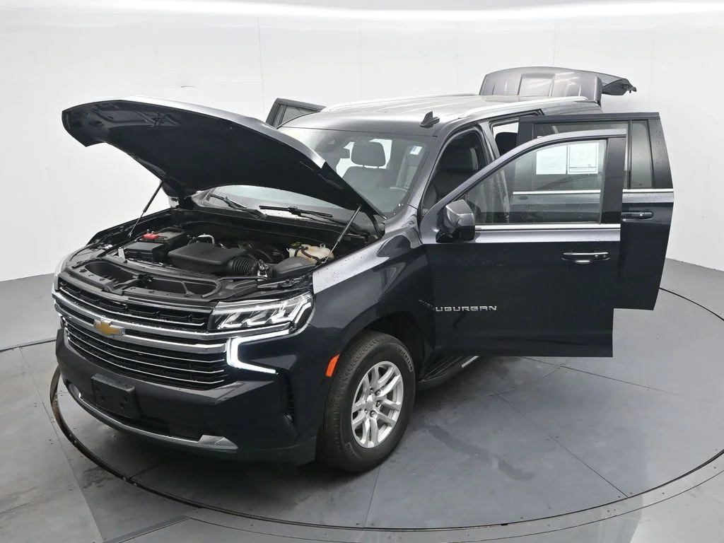 2023 Chevrolet Suburban LT - Photo 42