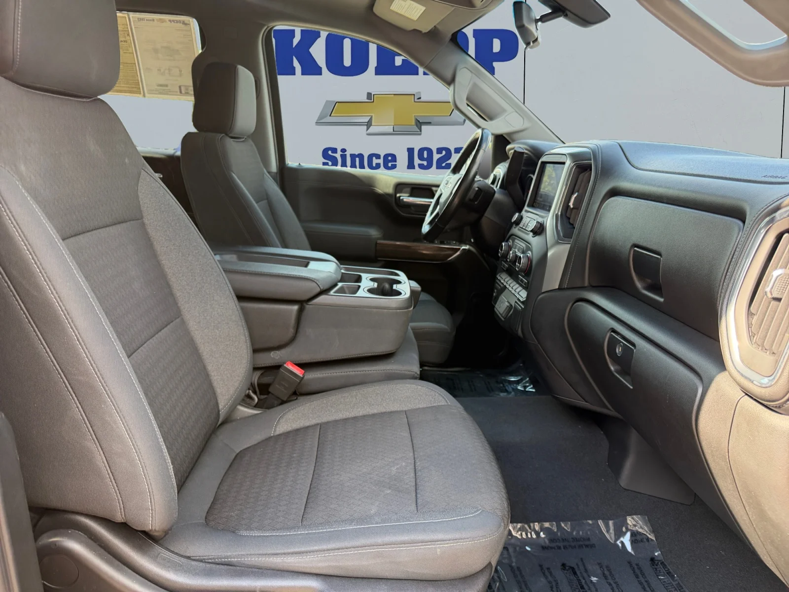 Used 2019 HAVANA BROWN METALLIC Chevrolet LT image 17