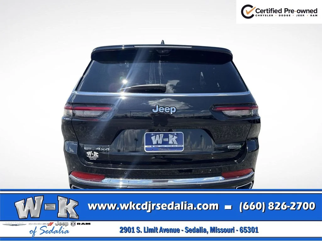 Certified Used 2023 Black Jeep Overland image 9