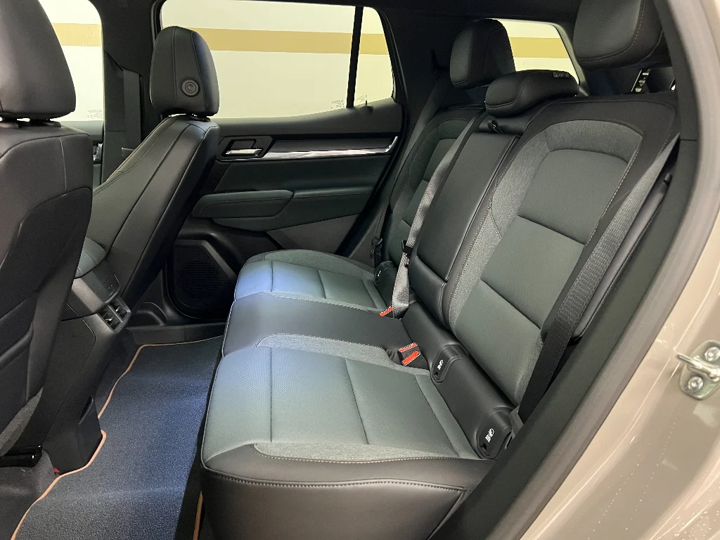 2026 GMC Terrain AT4 - Photo 11