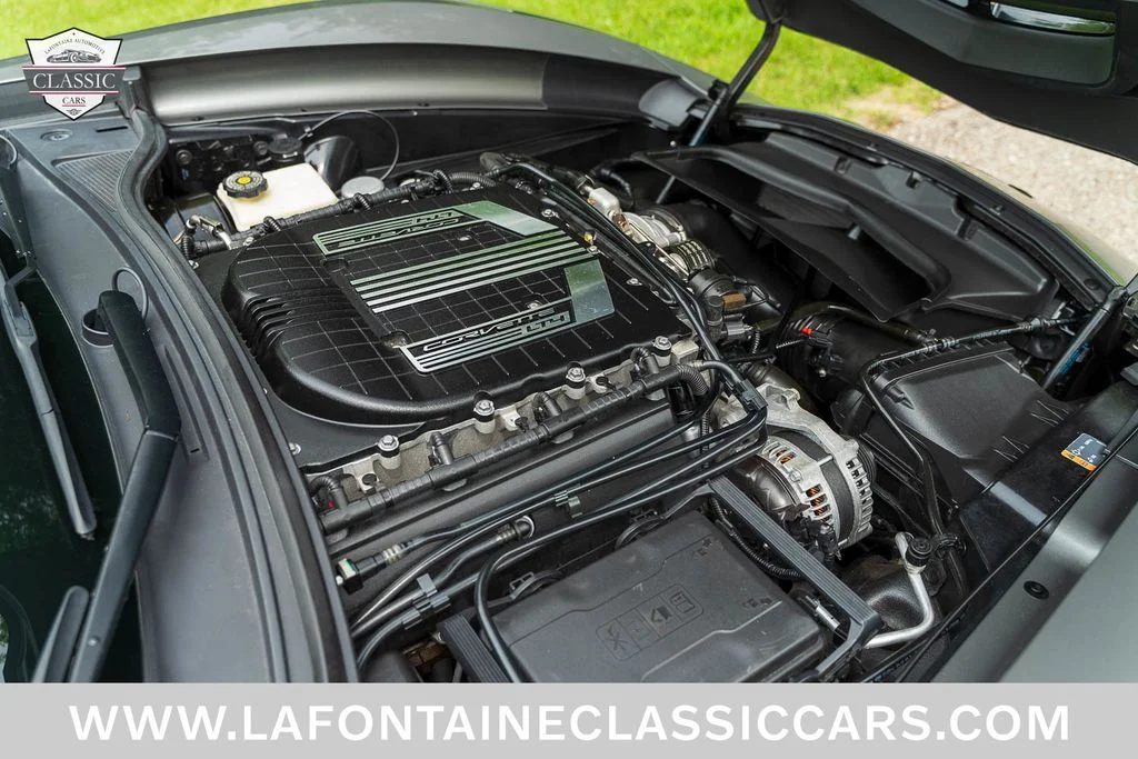 Used 2015 Gray Chevrolet Z06 image 44