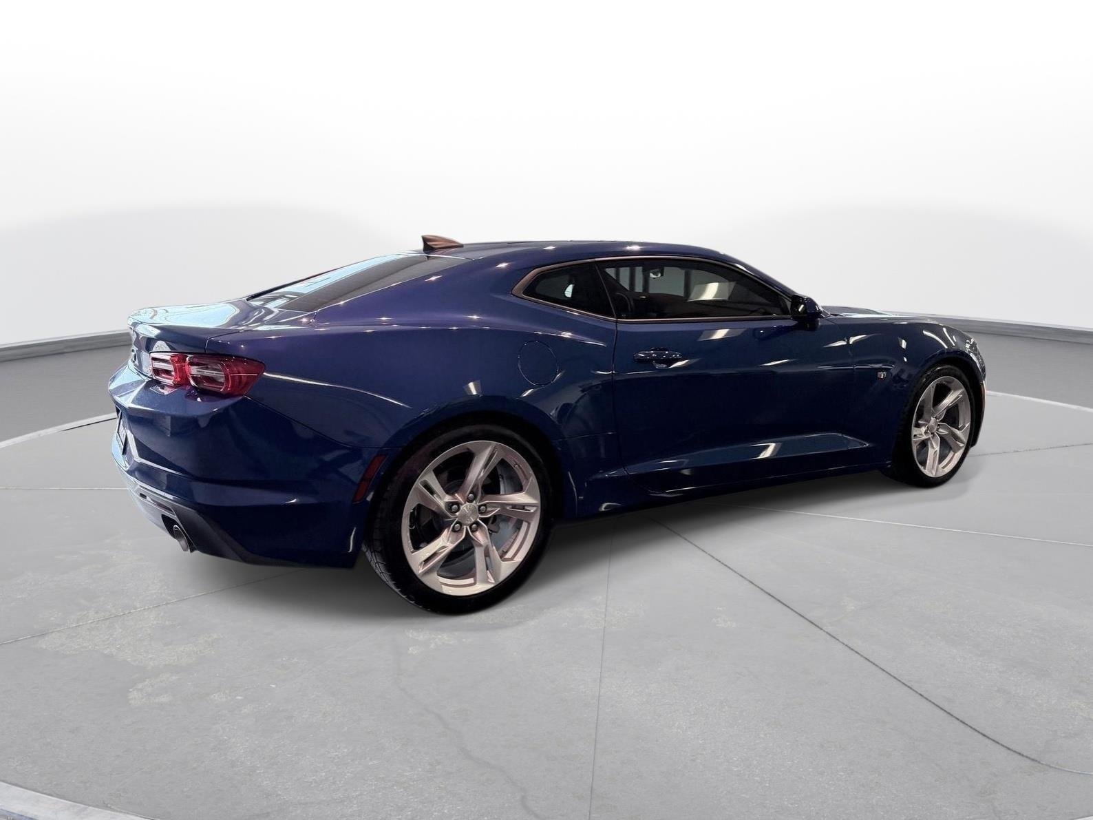 Used 2021 Riverside Blue Metallic Chevrolet 1LS image 12