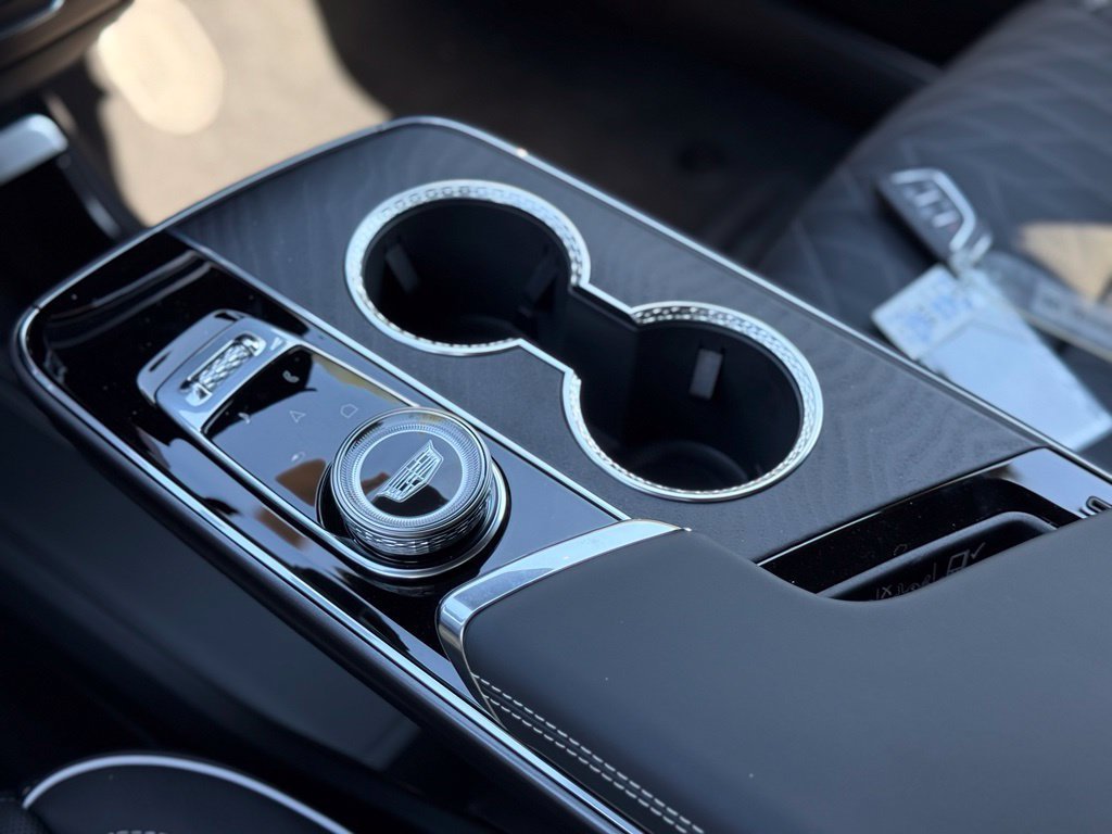 2027 Cadillac LYRIQ Signature Sport - Photo 29