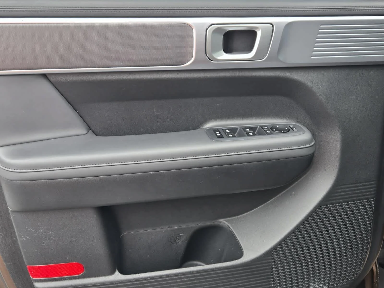 2024 Hyundai Santa Fe XRT - Photo 11