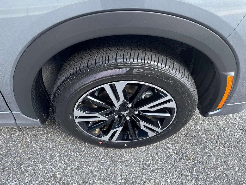 New 2026 Mercury Gray Metallic Mitsubishi SEL S-AWC image 10