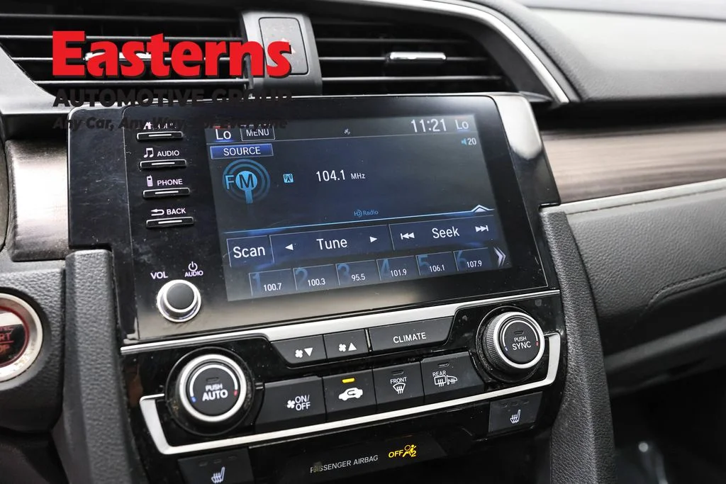 Used 2019 Silver Honda EX image 18