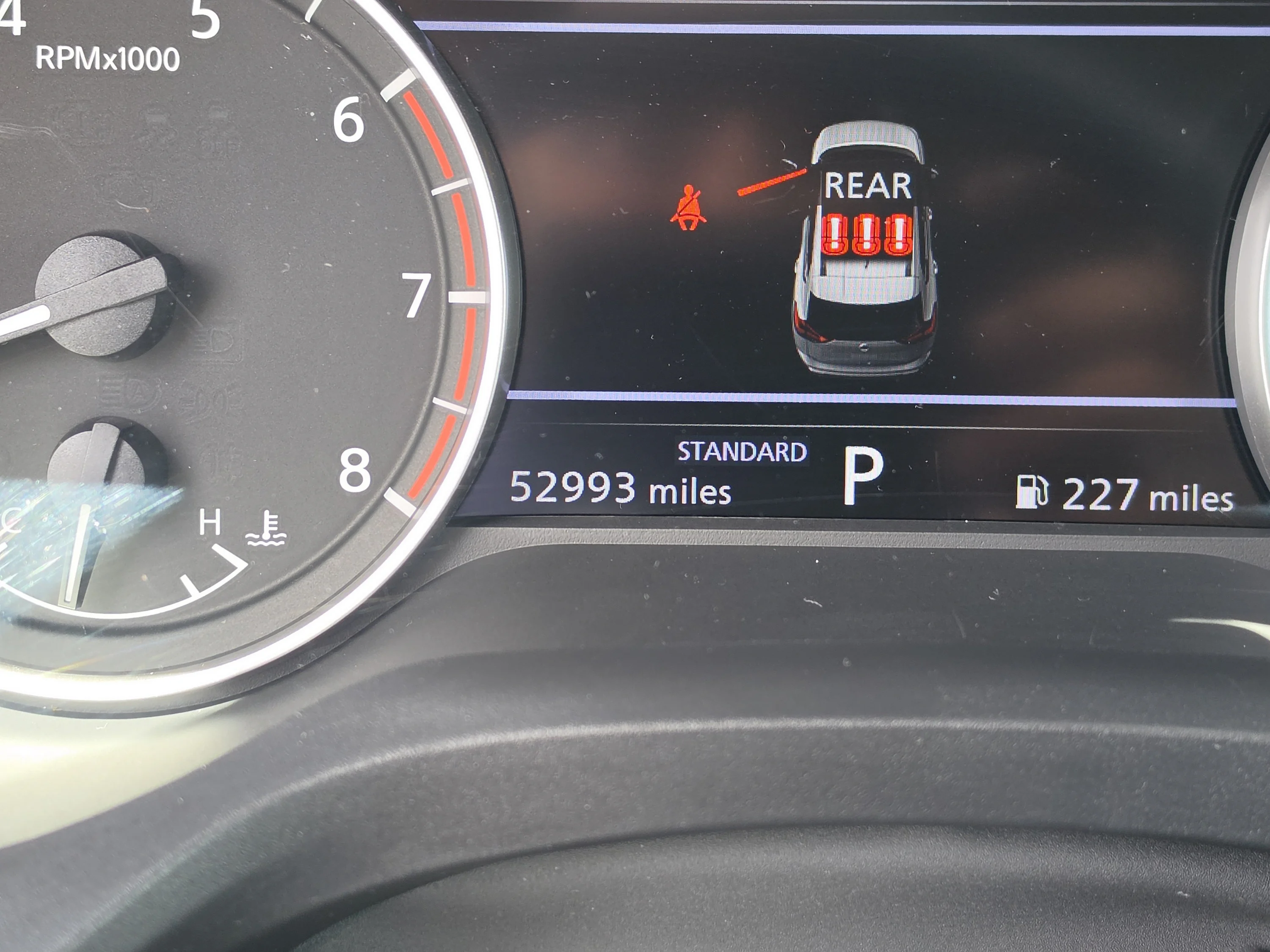 Used 2024 Glacier White Nissan S image 34