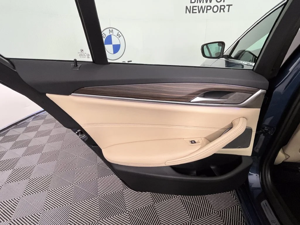 Certified Used 2023 Blue Metallic BMW 540i xDrive image 27