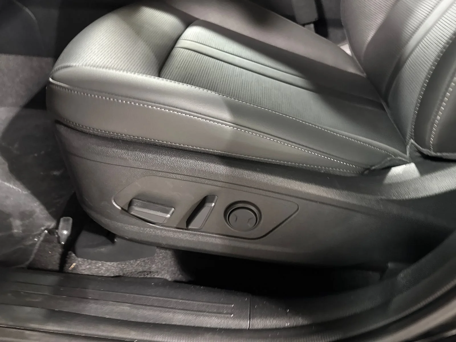New 2026 Ebony Black Kia S image 11