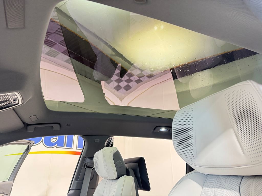 2026 Cadillac Escalade IQL Sport - Photo 10