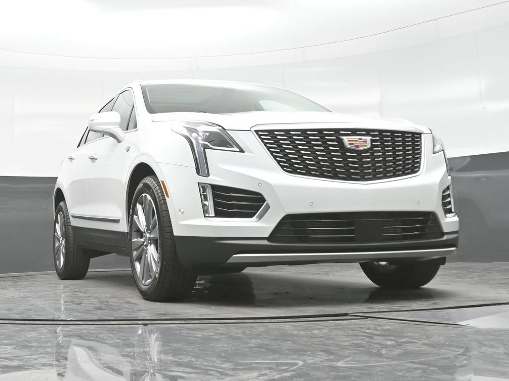 New 2026 Crystal White Tricoat Cadillac Premium Luxury image 19