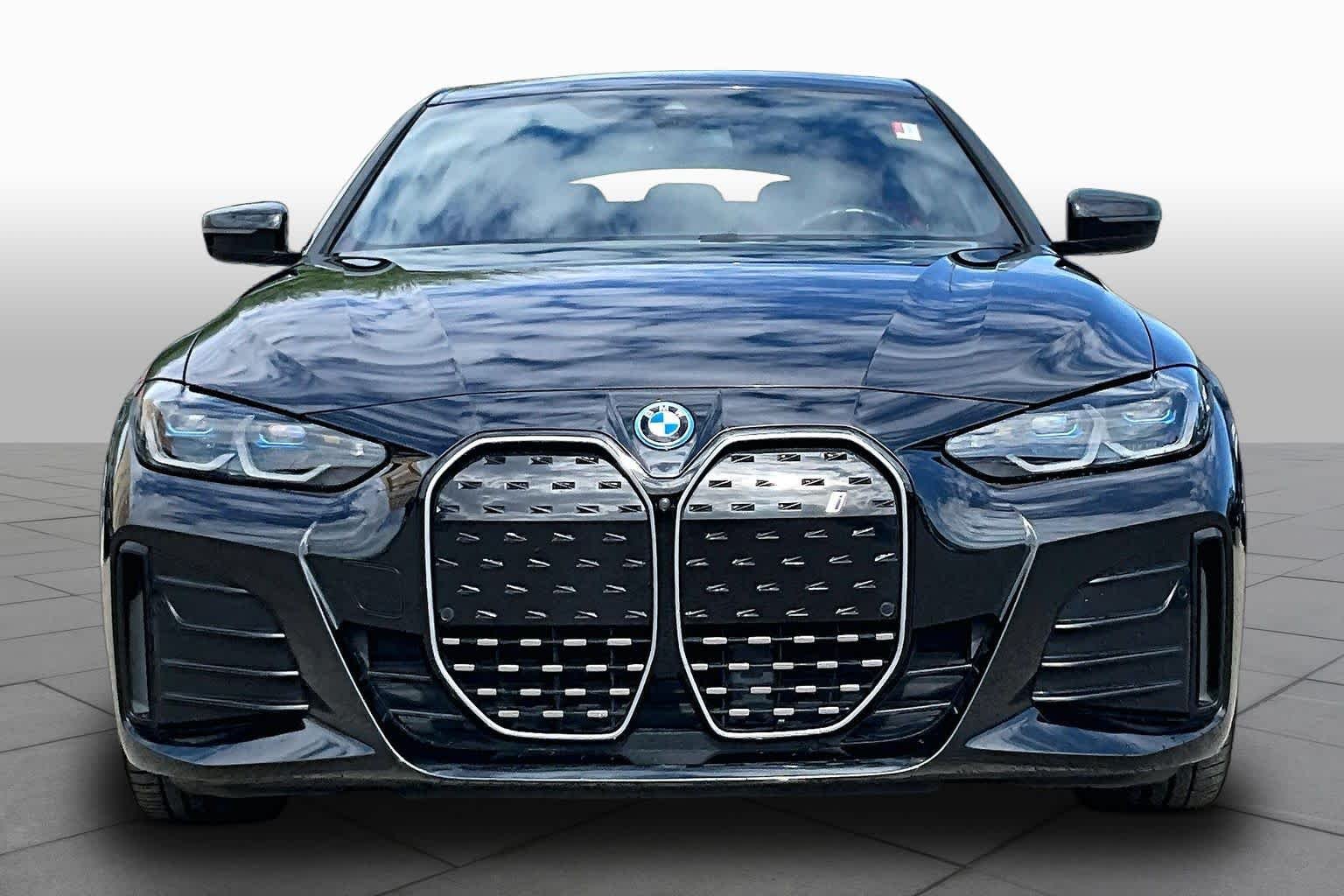 Used 2023 Black Sapphire Metallic BMW eDrive40 image 3