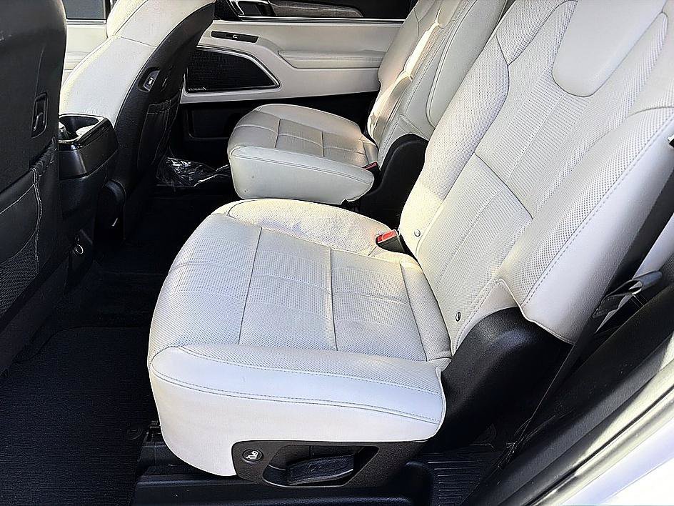 Used 2021 Glacial White Pearl Kia SX image 8