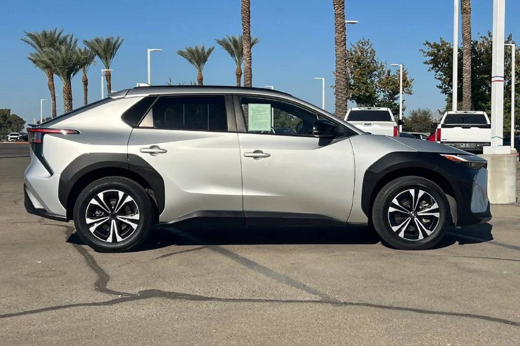 Certified Used 2023 Silver Toyota XLE image 3