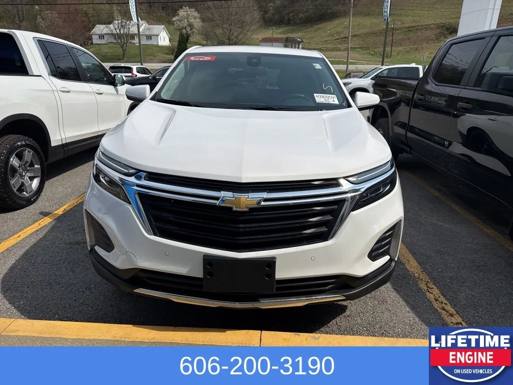 Used 2024 White Chevrolet LT image 3