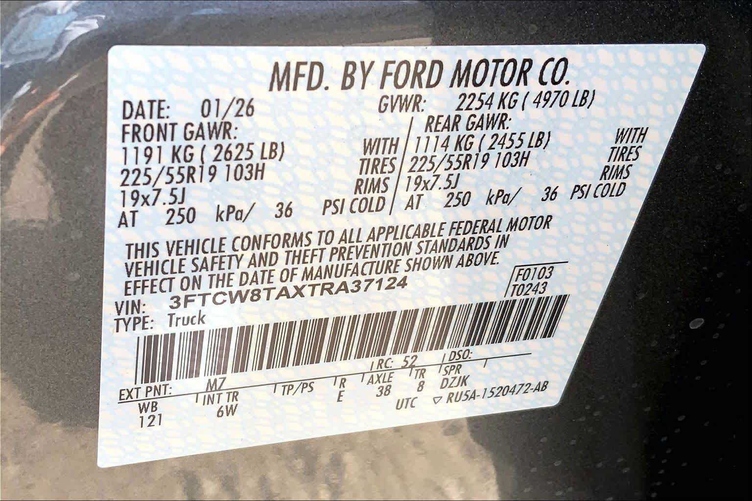 New 2026 Carbonized Gray Metallic Ford Lobo™ image 18