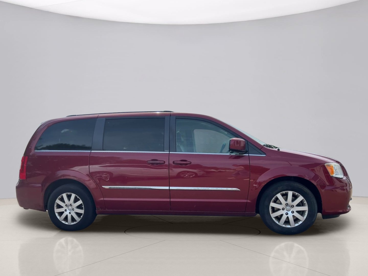 2014 Chrysler Town & Country Touring - Photo 6