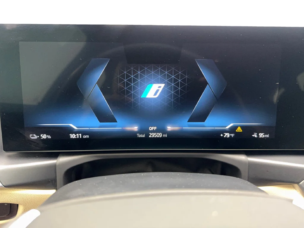 Used 2024 White BMW eDrive35 image 62