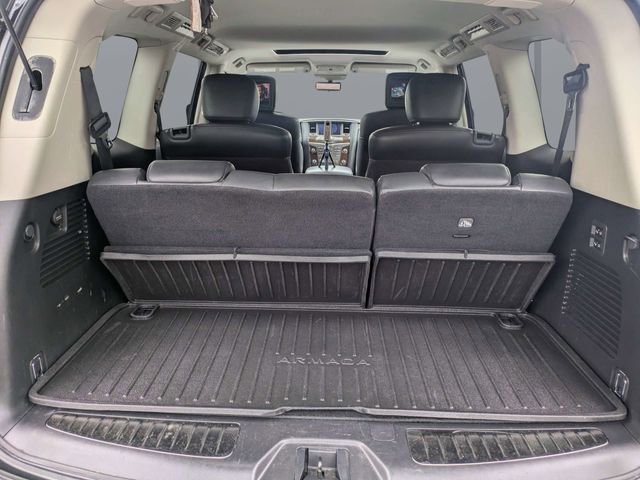 Used 2019 Black Nissan Platinum image 12