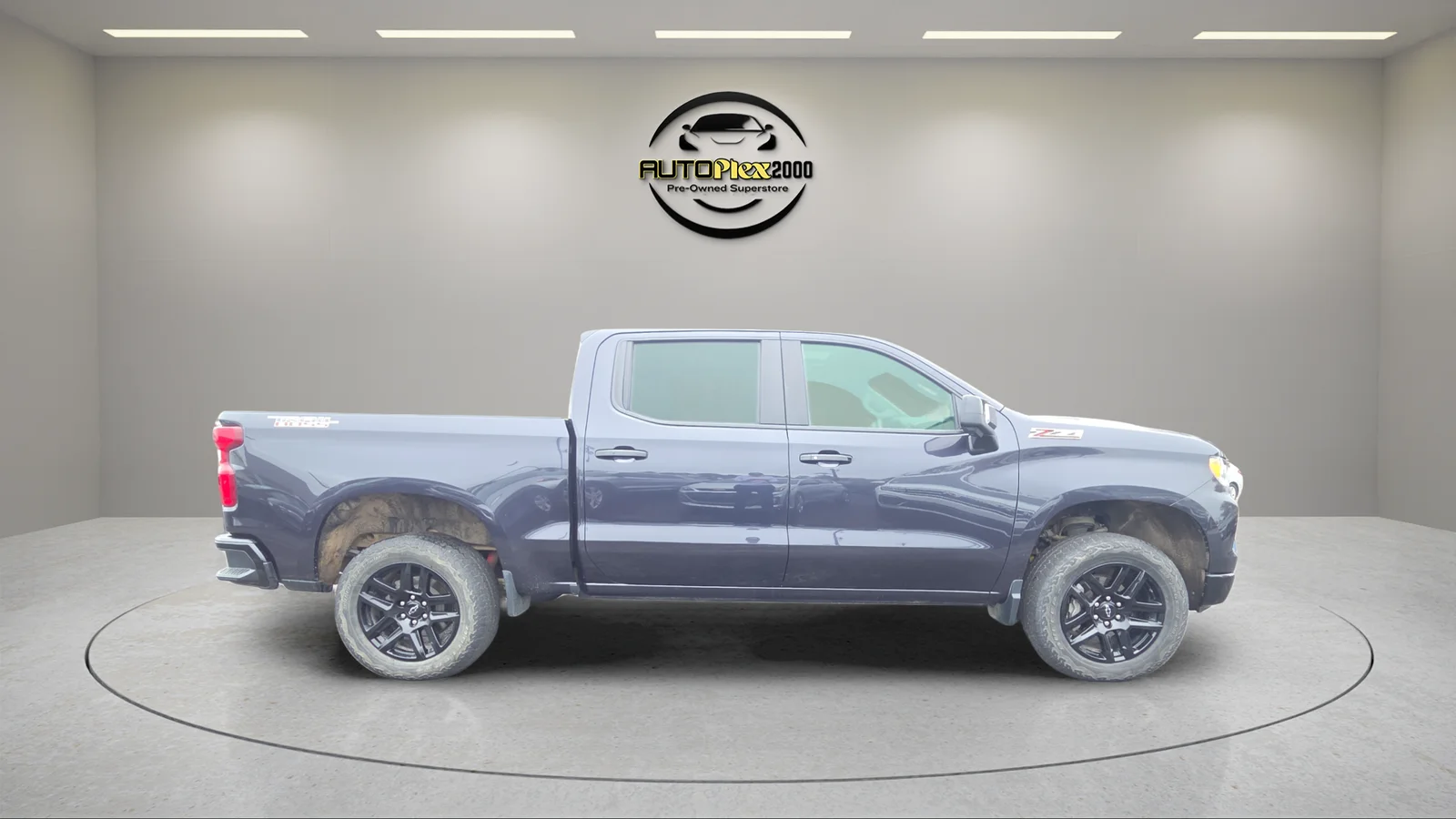 Used 2022 Gray Chevrolet LT Trail Boss image 8