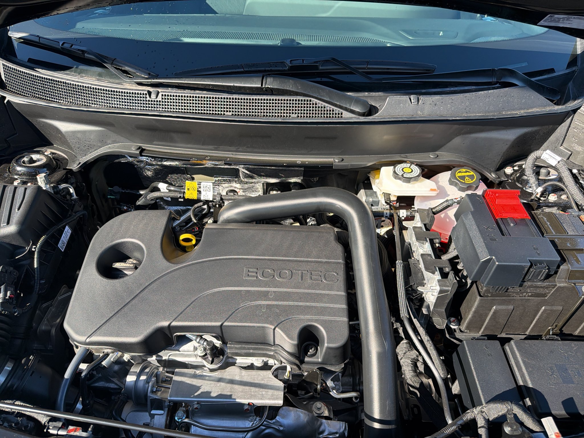 2027 Chevrolet Equinox LT - Photo 31