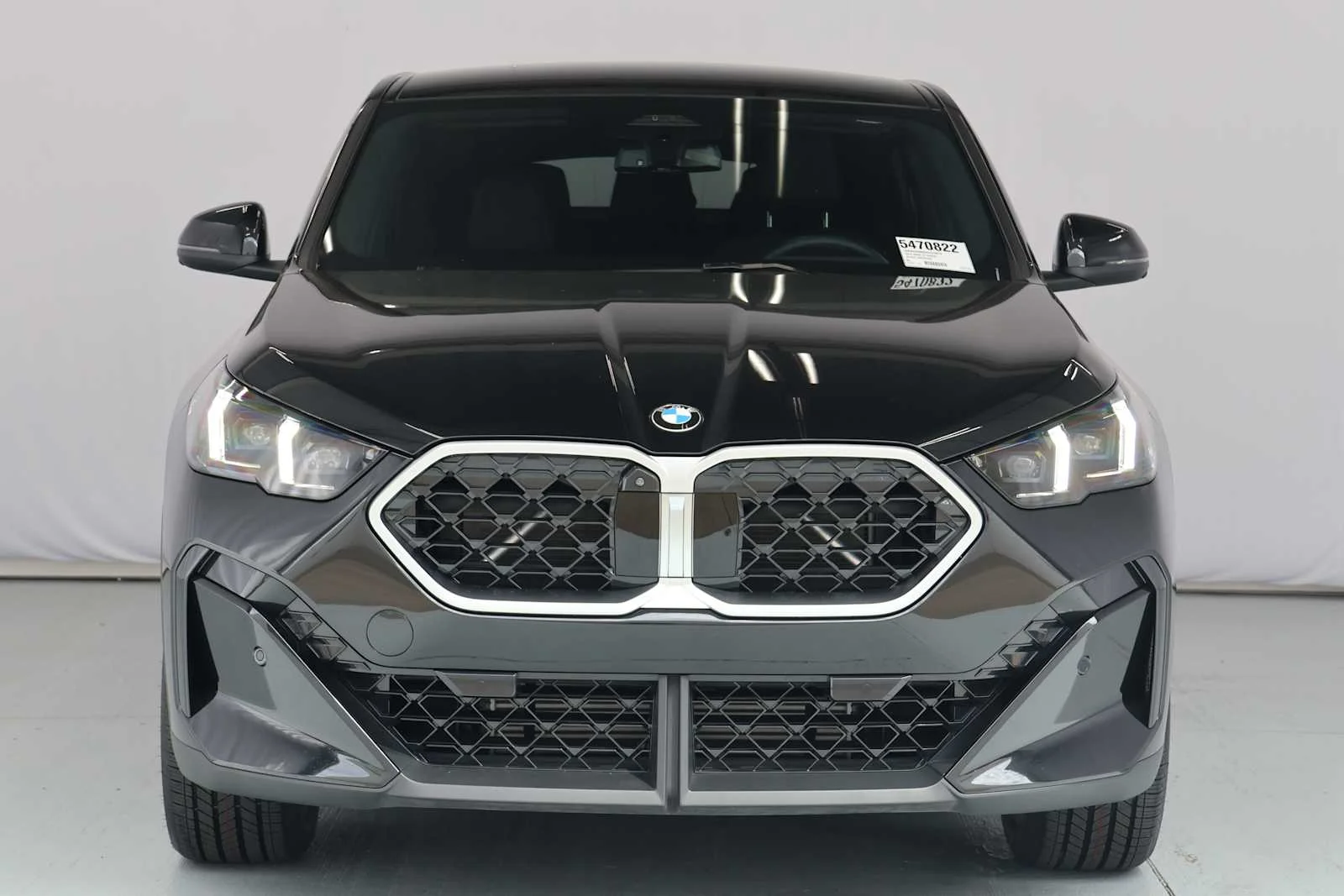 Certified Used 2025 Black Sapphire Metallic BMW xDrive28i image 2