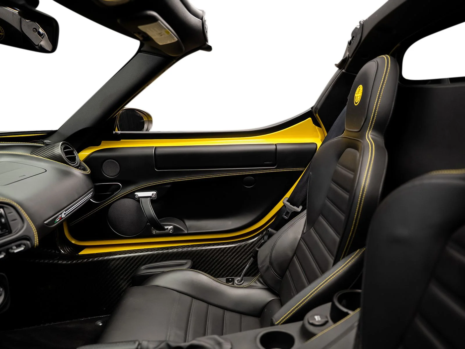 Used 2016 Yellow Alfa Romeo Base image 54
