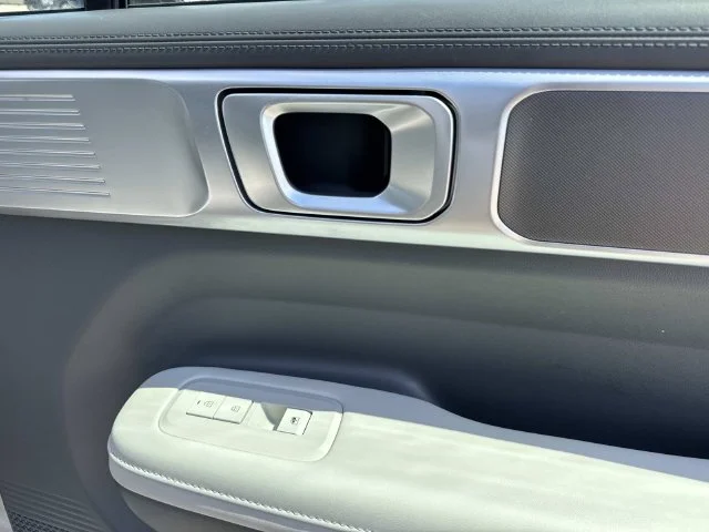 Used 2026 Silver Hyundai SEL image 36