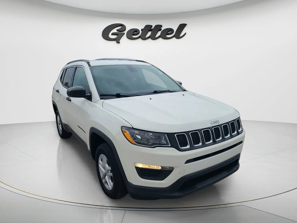 Used 2020 White Jeep Sport 4x4 image 3