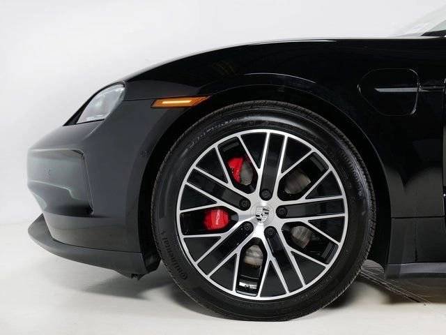 New 2026 Black Porsche 4S image 32