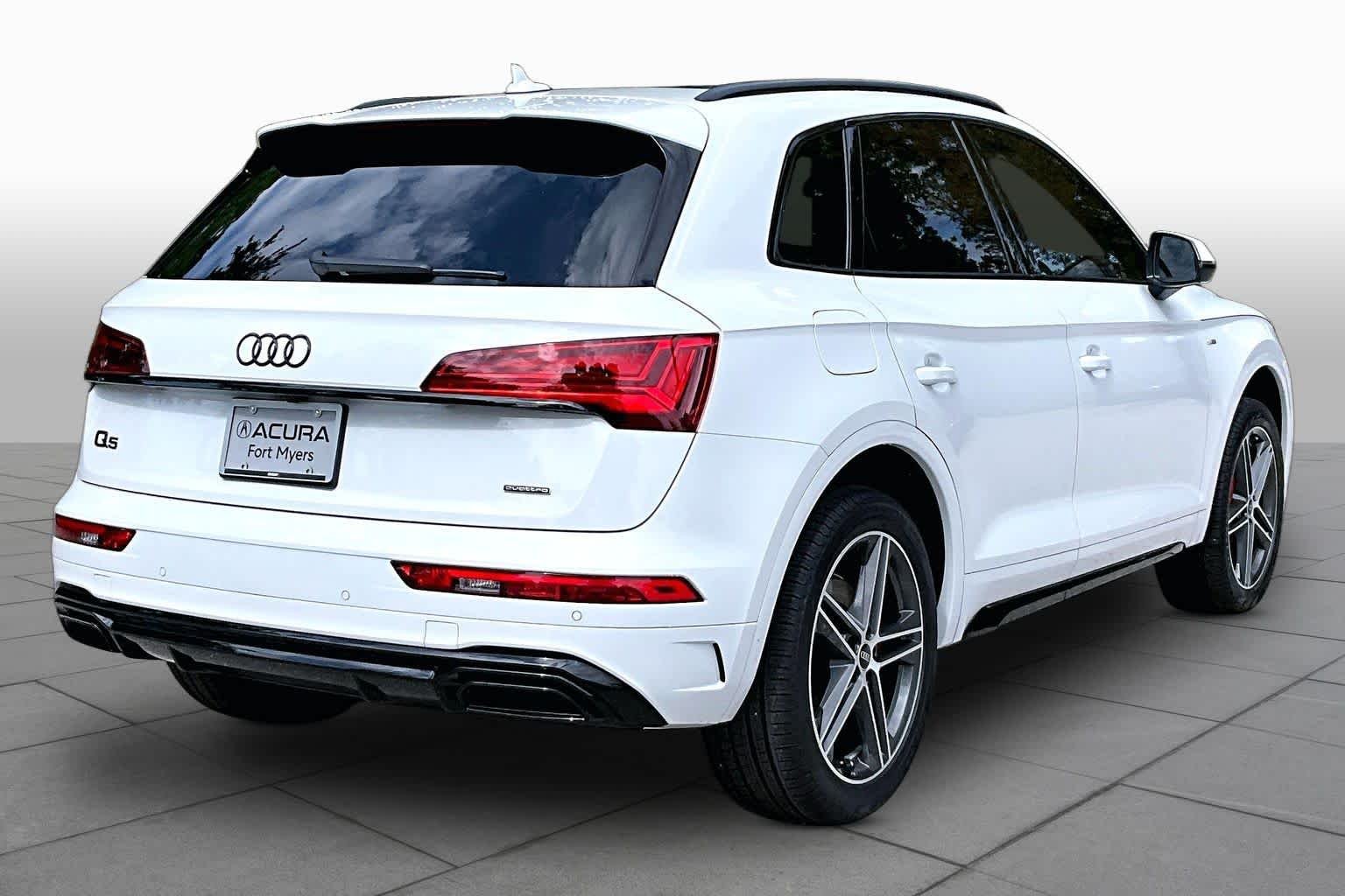 Used 2025 Glacier White Metallic Audi S line Premium Plus image 13