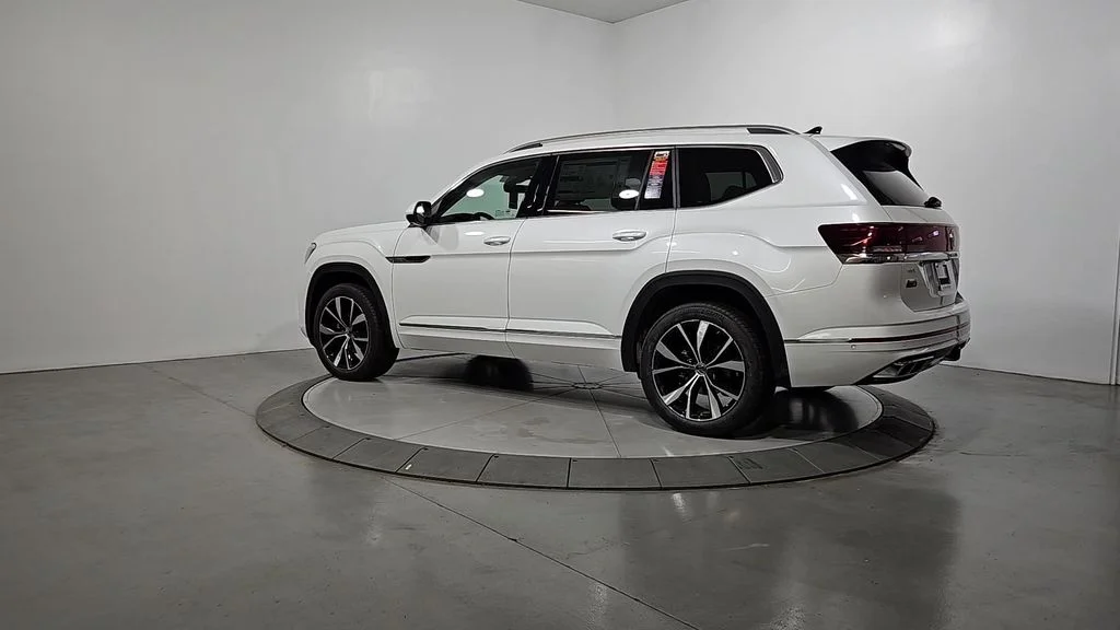 New 2026 White/off-white Volkswagen 2.0T SEL Premium R-Line image 3