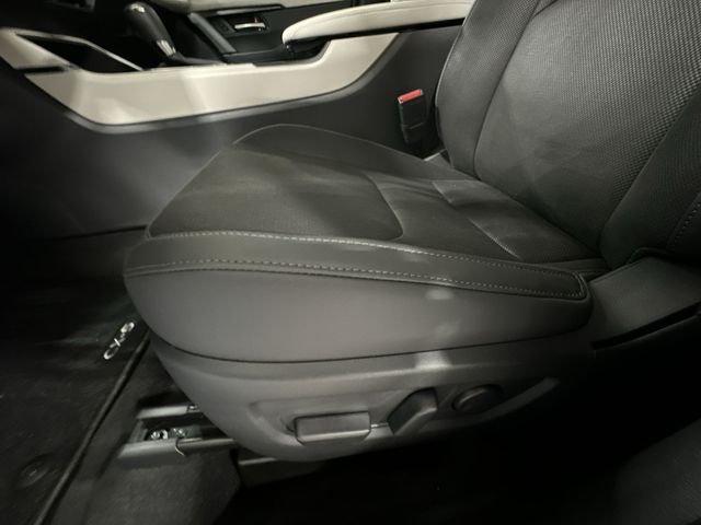 New 2026 Rhodium White Metallic Mazda 2.5 S Preferred AWD image 18