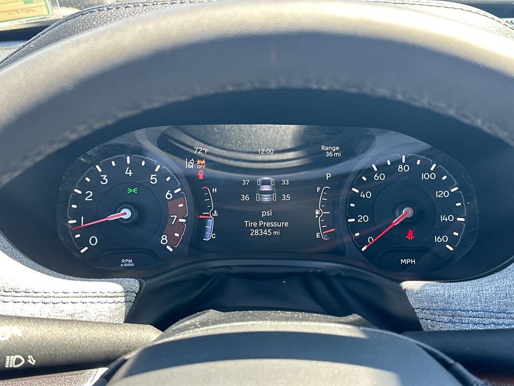 Used 2025 Black Jeep Latitude image 26