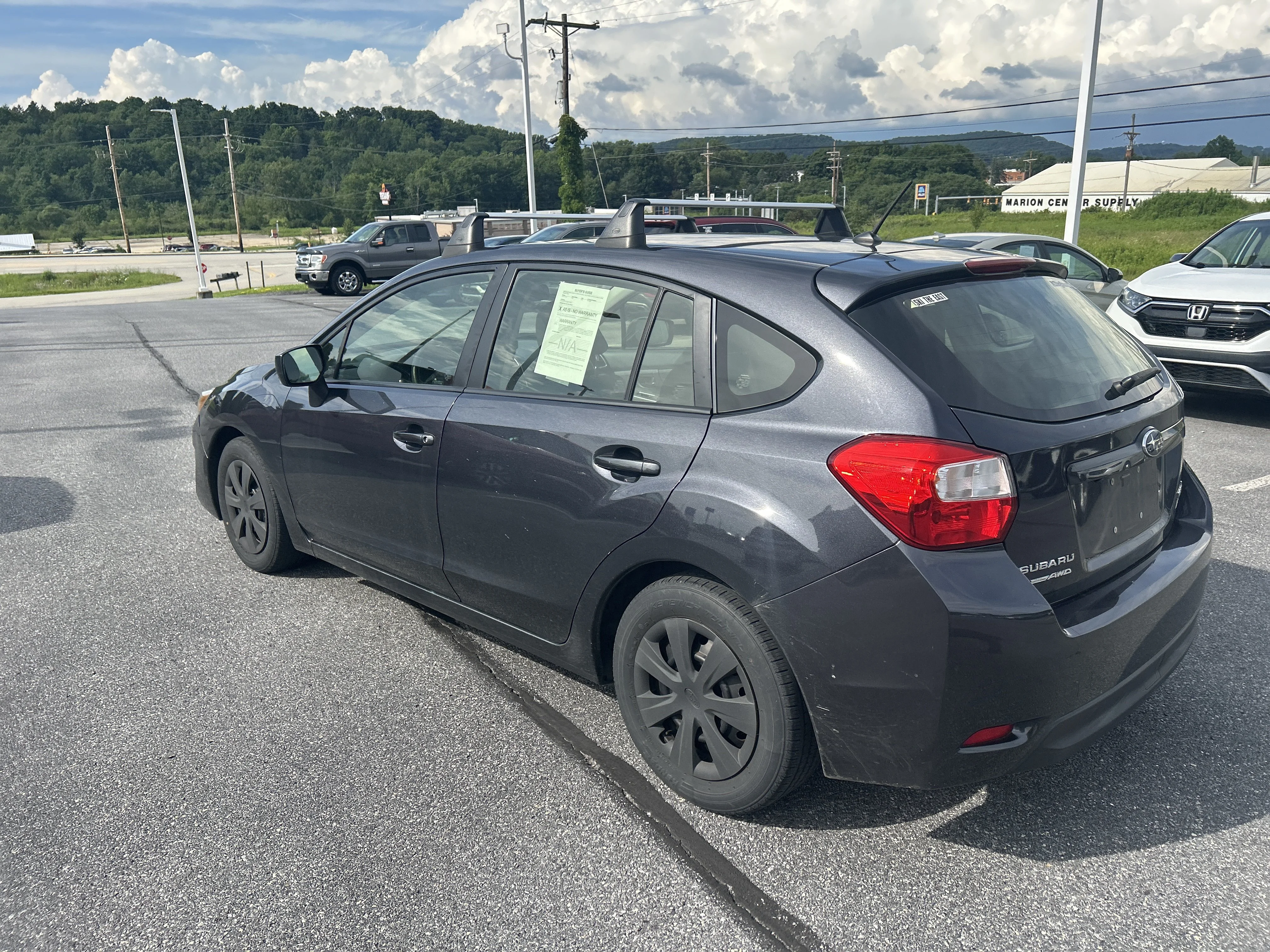 Used 2015 Dark Gray Metallic Subaru 2.0i image 4