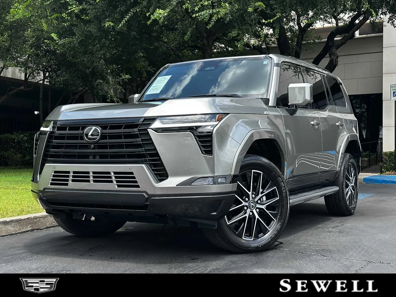 2025 Lexus GX 460 550 Premium's photo