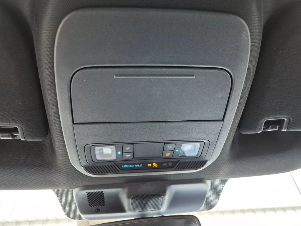 Certified Used 2023 Oxford White Ford XLT image 46