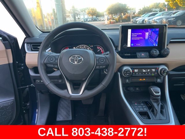 Used 2024  Toyota XLE Premium image 18