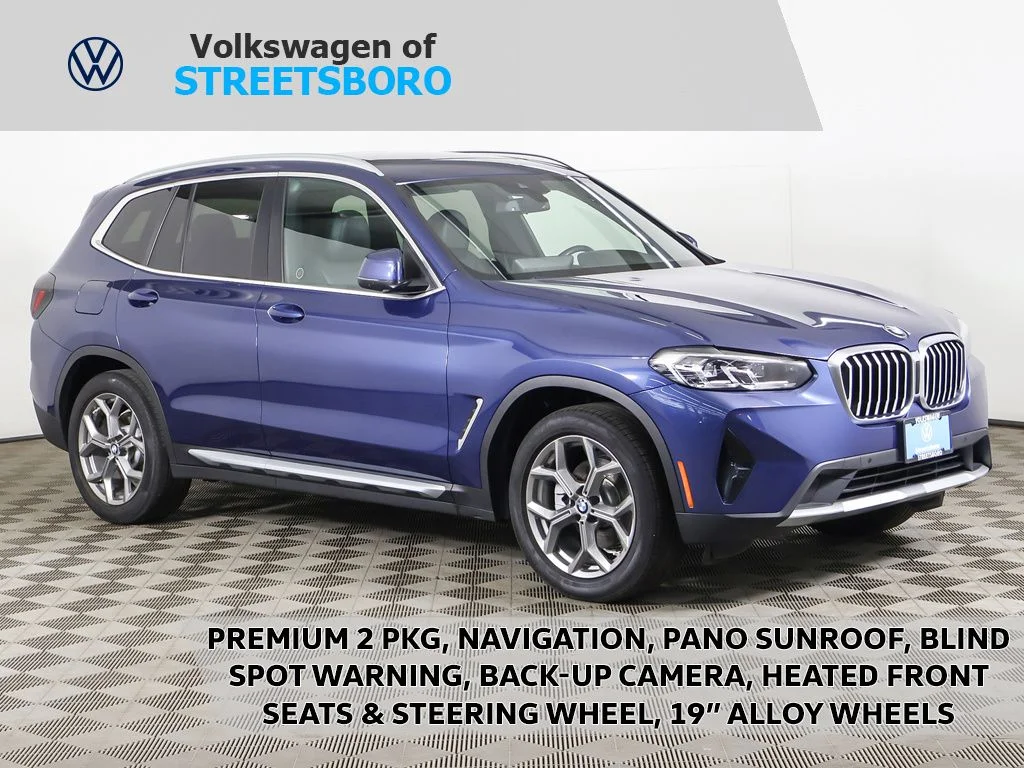 Used 2022 Phytonic Blue Metallic BMW xDrive30i image 1