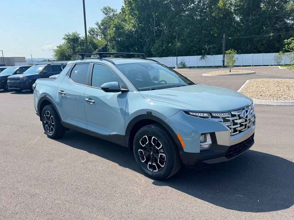 Used 2022 Blue Hyundai SEL image 2