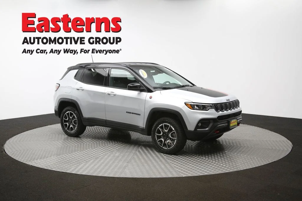 Used 2024 Silver Jeep Trailhawk image 46