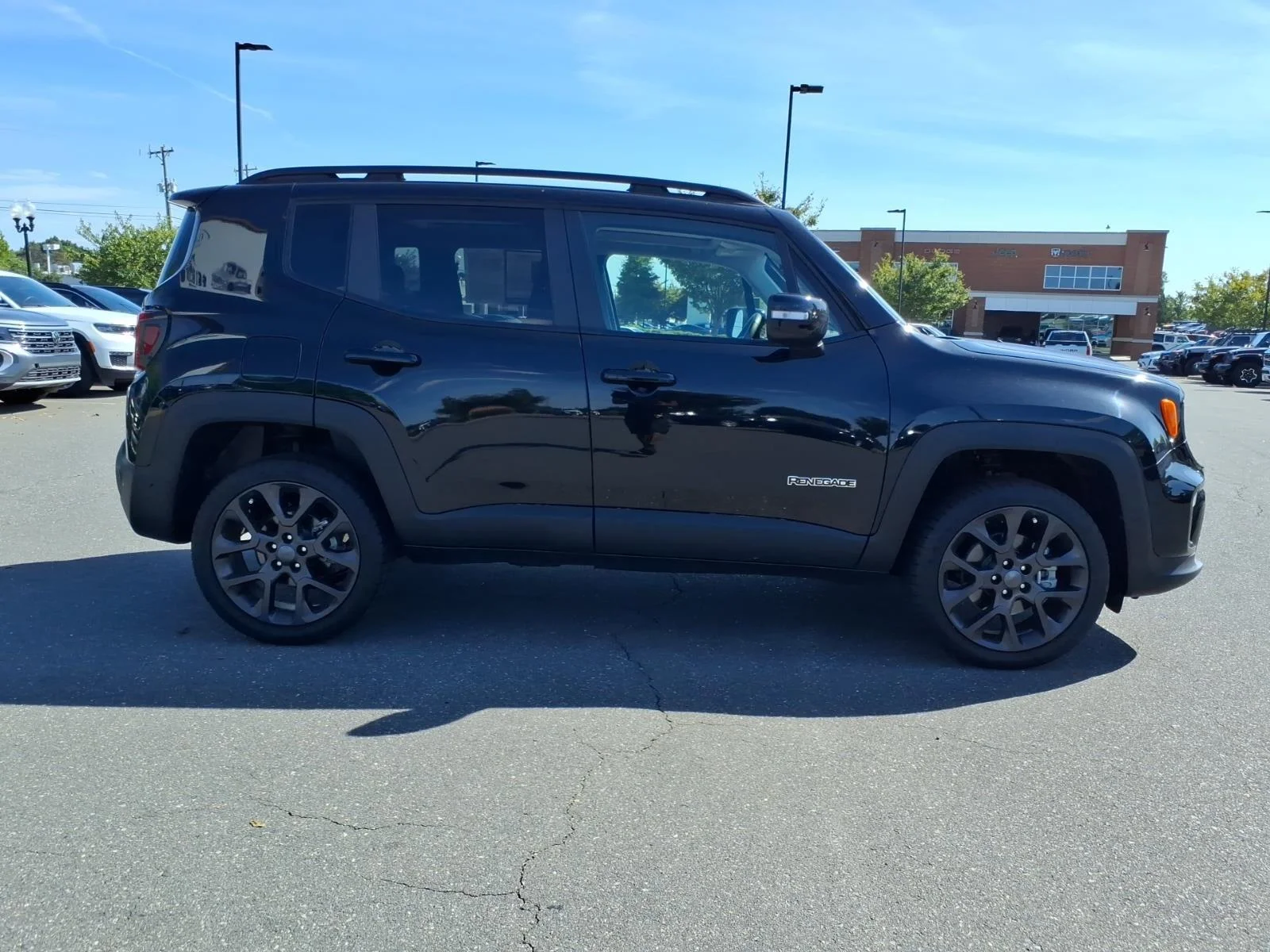 Used 2023 Black Clearcoat Jeep Limited image 11