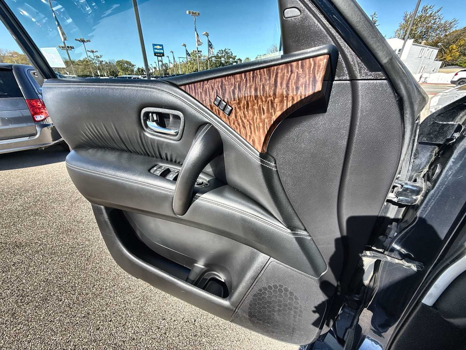 2020 Nissan Armada SL - Photo 23