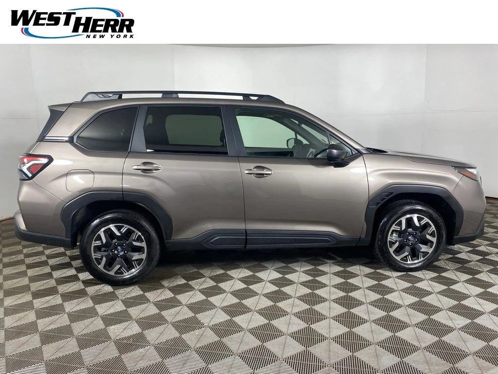 Used 2025 Brilliant Bronze Metallic Subaru Premium image 22