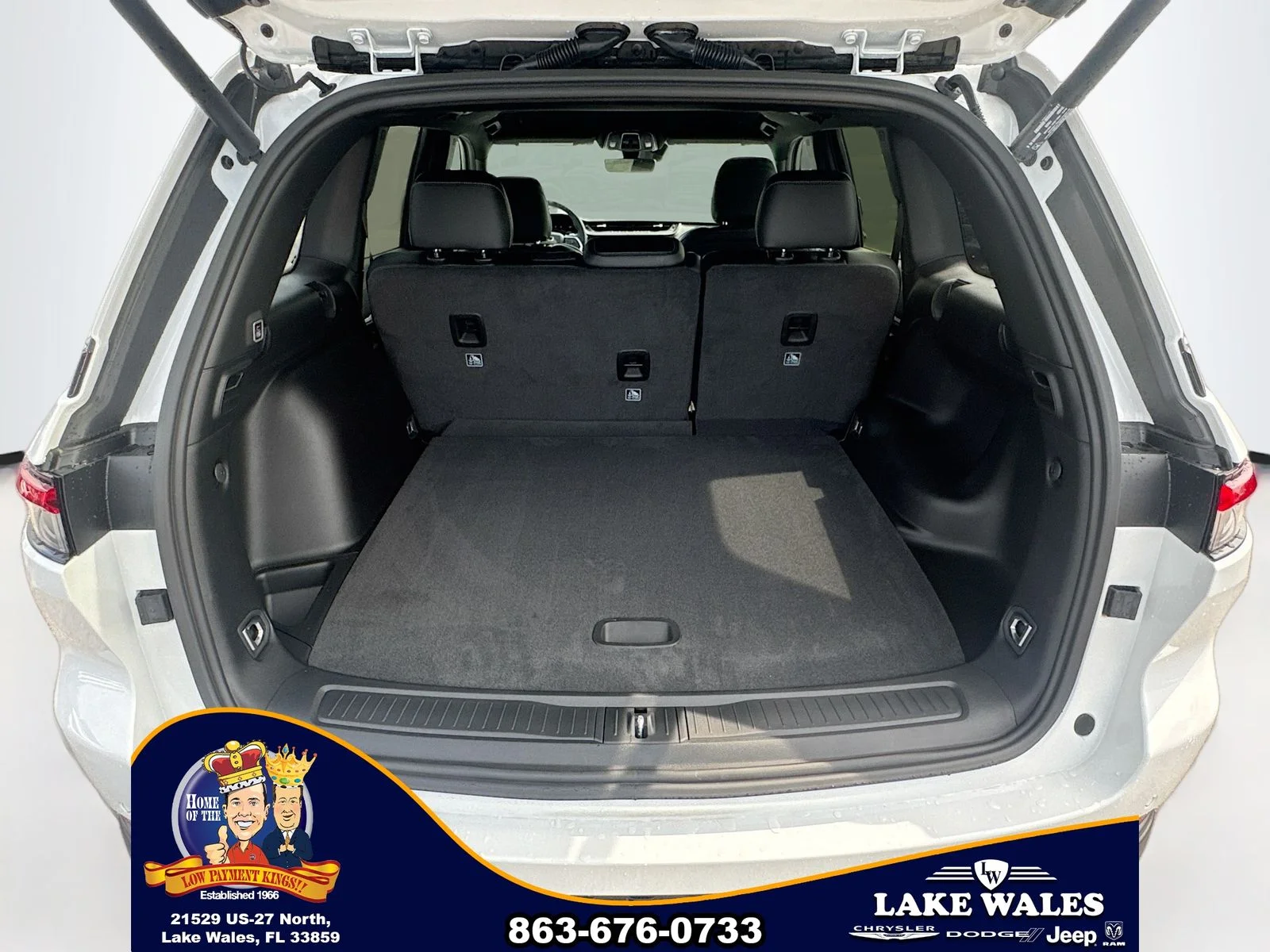 New 2026 Bright White Clearcoat Jeep Laredo image 25