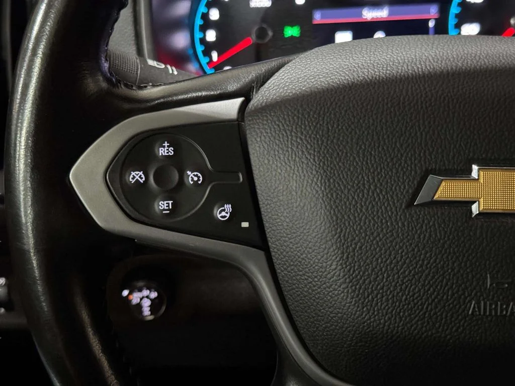 Used 2021 Red Chevrolet ZR2 image 15