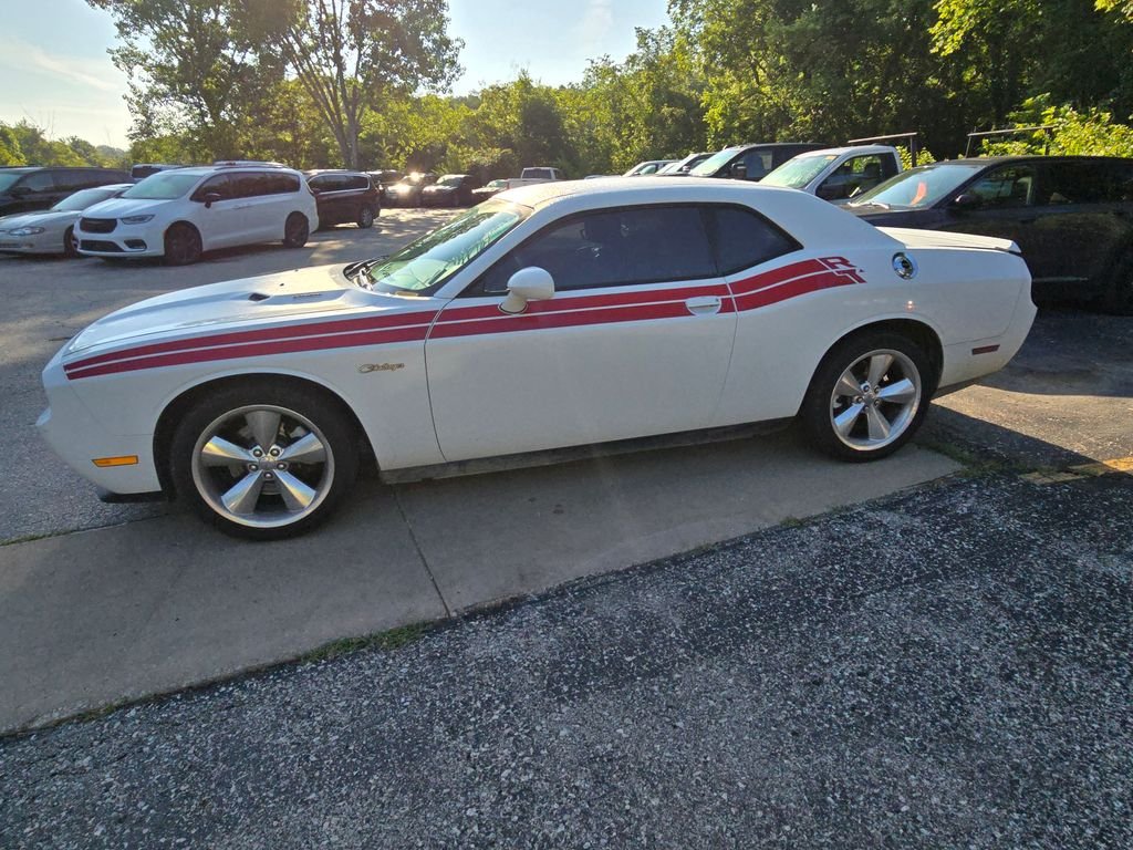 Used 2014 White Dodge R/T image 3