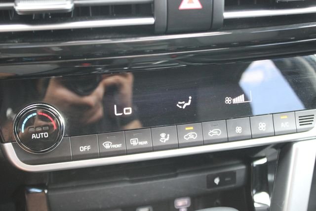 Used 2022 Gray Kia EX image 9